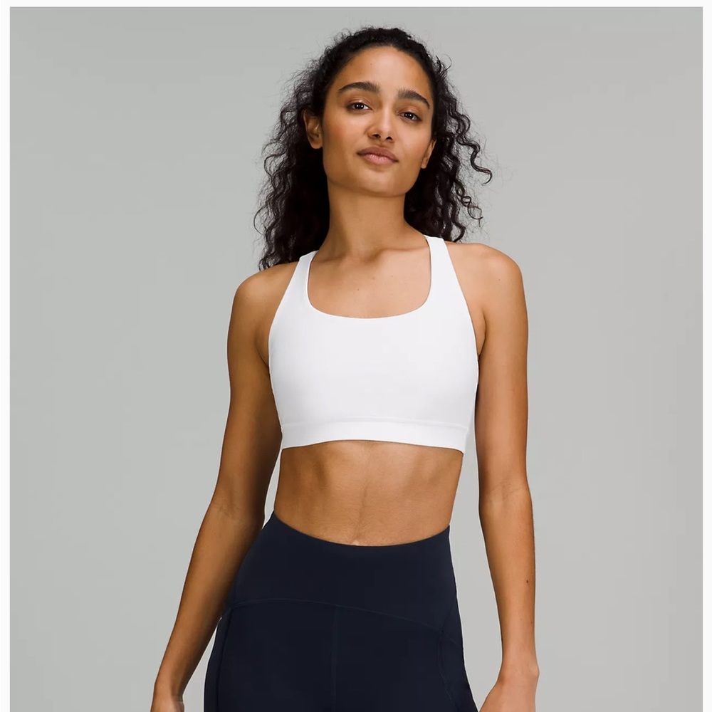 EUC lululemon Invigorate Bra size 8 white